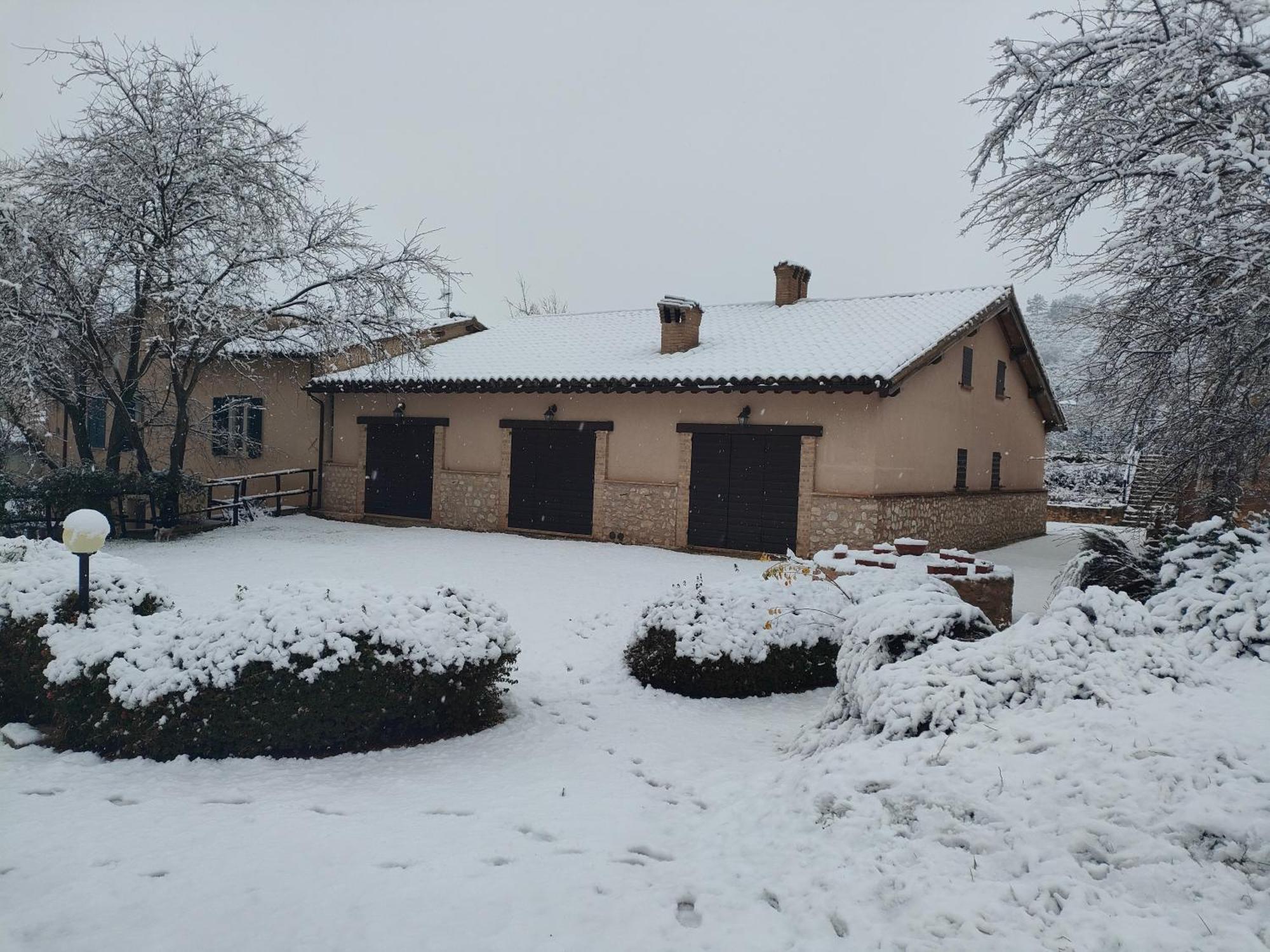 Agriturismo Il Casalino Villa Spoleto Kültér fotó